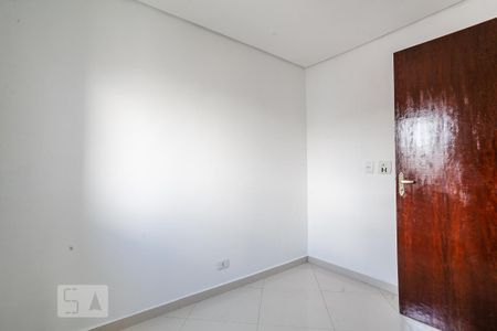 Quarto 2 de apartamento para alugar com 2 quartos, 47m² em Vila Guaraciaba, Santo André