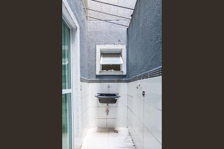 Área de Serviço de apartamento para alugar com 2 quartos, 47m² em Vila Guaraciaba, Santo André
