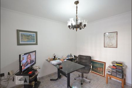 Casa à venda com 382m², 3 quartos e 5 vagasEscritório