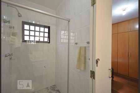 Casa à venda com 382m², 3 quartos e 5 vagasSuite Quarto 2