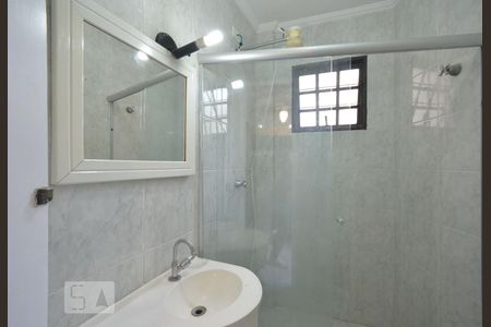 Casa à venda com 382m², 3 quartos e 5 vagasBanheiro de Serviço