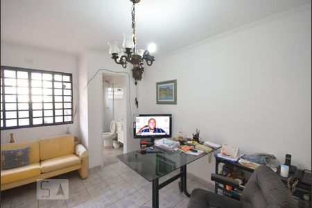 Casa à venda com 382m², 3 quartos e 5 vagasEscritório