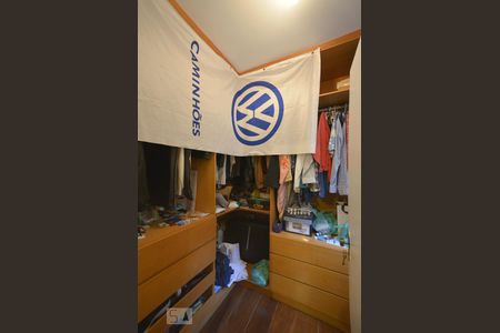 Casa à venda com 382m², 3 quartos e 5 vagasCloset Quarto 3