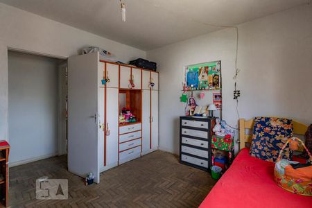 Quarto de casa à venda com 6 quartos, 200m² em Santa Cruz, Belo Horizonte