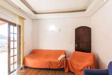 Sala de casa para alugar com 3 quartos, 143m² em Jardim Cintia, Mogi das Cruzes