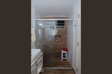 Apartamento à venda com 78m², 2 quartos e 1 vaga Apartamento à venda com 78m², 2 quartos e 1 vagaBanheiro