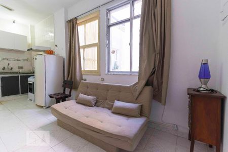 Sala/Quarto - Sofá-cama de kitnet/studio para alugar com 1 quarto, 24m² em Centro, Rio de Janeiro