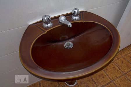 Casa à venda com 200m², 1 quarto e 1 vagaDetalhe banheiro