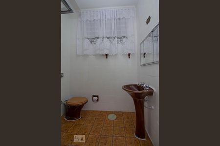 Casa à venda com 200m², 1 quarto e 1 vagaBanheiro