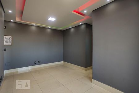 Sala de apartamento para alugar com 2 quartos, 50m² em Jaguaribe, Osasco