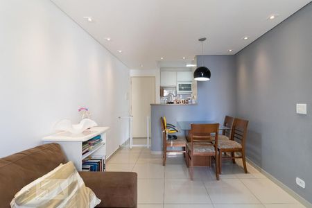 Sala de apartamento para alugar com 2 quartos, 47m² em Taboão, São Paulo