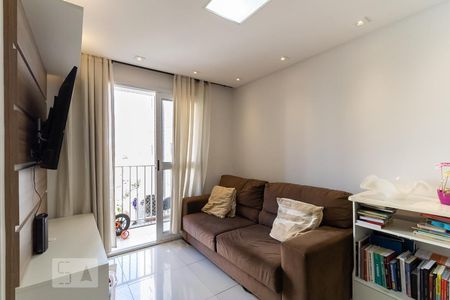 Sala de apartamento para alugar com 2 quartos, 47m² em Taboão, São Paulo