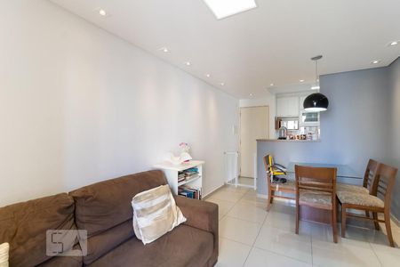 Sala de apartamento para alugar com 2 quartos, 47m² em Taboão, São Paulo