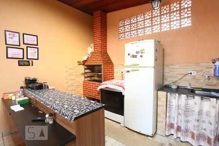 Varanda de casa à venda com 4 quartos, 200m² em Jardim das Flores, Osasco