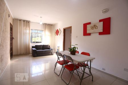 Casa à venda com 200m², 4 quartos e 1 vagaSala