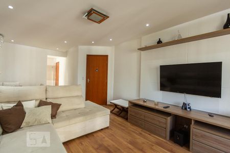 Sala de apartamento para alugar com 3 quartos, 112m² em Chácara Agrindus, Taboão da Serra