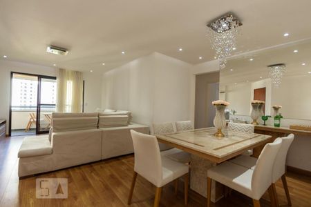 Sala de apartamento para alugar com 3 quartos, 112m² em Chácara Agrindus, Taboão da Serra