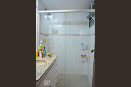 Apartamento à venda com 67m², 3 quartos e 1 vagaBanheiro Corredor