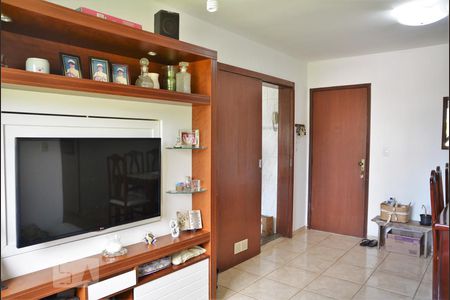 Sala de apartamento à venda com 3 quartos, 67m² em Pechincha, Rio de Janeiro