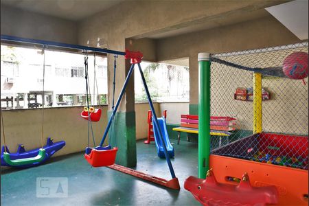 Apartamento à venda com 67m², 3 quartos e 1 vagaÁrea Comum - Playground
