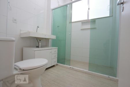 Banheiro Social de apartamento para alugar com 2 quartos, 62m² em Tijuca, Rio de Janeiro