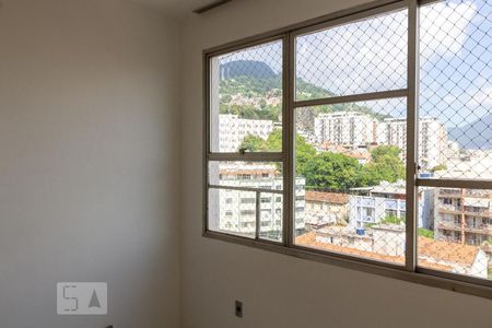 Apartamento à venda com 112m², 4 quartos e 1 vagaQuarto 2