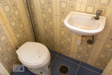 Apartamento à venda com 112m², 4 quartos e 1 vagaBanheiro de Serviço