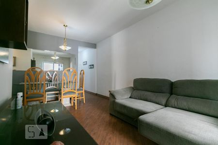 Apartamento à venda com 74m², 3 quartos e 1 vagaSala