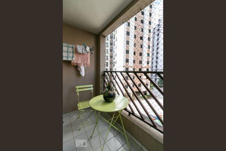 Sala - Varanda de apartamento à venda com 3 quartos, 74m² em Vila Carrão, São Paulo
