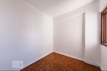 Apartamento para alugar com 138m², 3 quartos e 1 vagaQuarto de Serviço