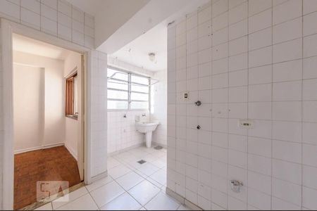 Apartamento para alugar com 138m², 3 quartos e 1 vagaÁrea de Serviço