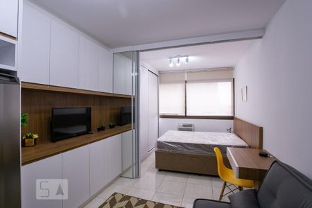 Sala/Quarto de kitnet/studio para alugar com 1 quarto, 30m² em Centro Histórico, Porto Alegre