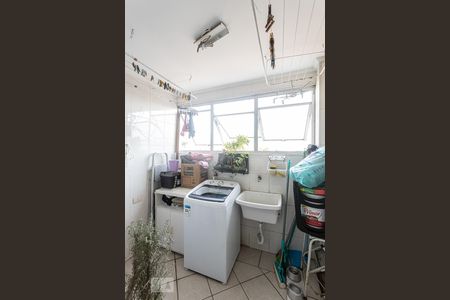 Apartamento à venda com 122m², 3 quartos e 1 vagaÁrea de Serviço