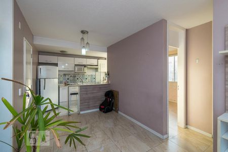 Sala de apartamento para alugar com 3 quartos, 52m² em Parada de Lucas, Rio de Janeiro