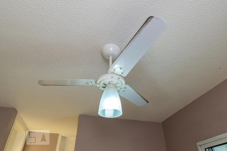 Sala - Ventilador de apartamento para alugar com 3 quartos, 52m² em Parada de Lucas, Rio de Janeiro