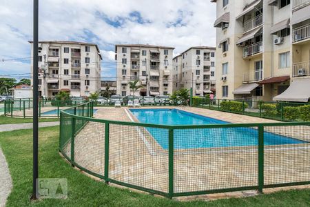 Apartamento para alugar com 52m², 3 quartos e 1 vagaÁrea comum - Piscina
