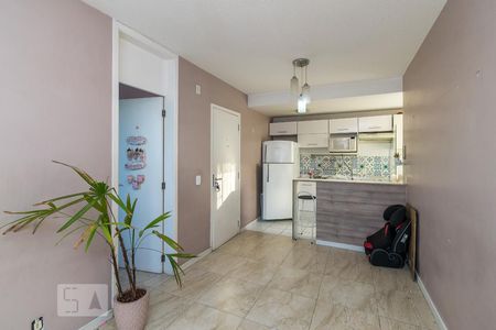 Sala de apartamento para alugar com 3 quartos, 52m² em Parada de Lucas, Rio de Janeiro