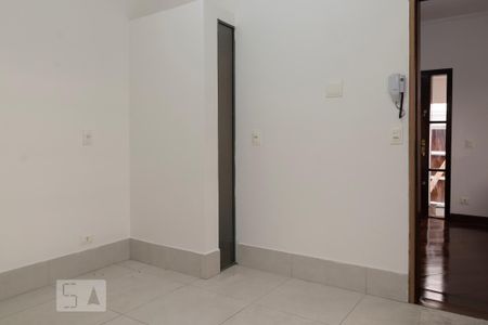 Casa para alugar com 80m², 2 quartos e 2 vagasCozinha