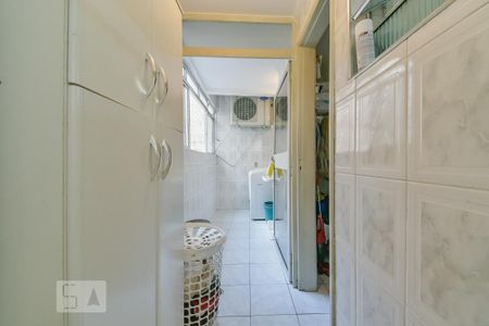Apartamento à venda com 105m², 3 quartos e 1 vagaÁrea de Serviço