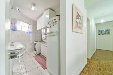 Corredor de apartamento à venda com 3 quartos, 105m² em Bela Vista, São Paulo