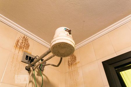 Casa para alugar com 600m², 3 quartos e 7 vagasBanheiro da Garagem - Chuveiro