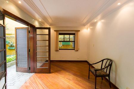 Casa para alugar com 600m², 3 quartos e 7 vagasSuíte