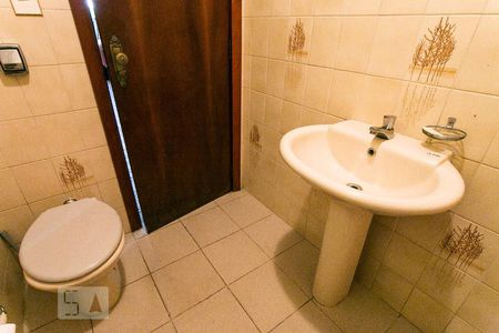 Casa para alugar com 600m², 3 quartos e 7 vagasBanheiro da Garagem