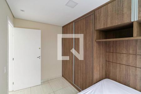 Quarto 2 de apartamento para alugar com 2 quartos, 46m² em Santa Amelia, Belo Horizonte
