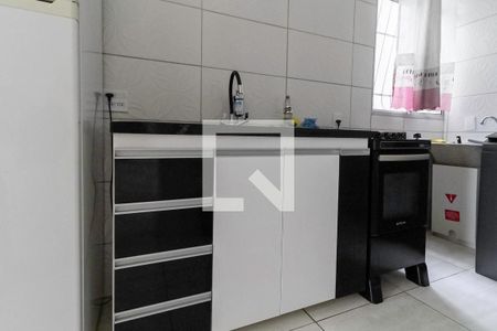 Apartamento para alugar com 46m², 2 quartos e 1 vaga Apartamento para alugar com 46m², 2 quartos e 1 vagaCozinha e Área de Serviço