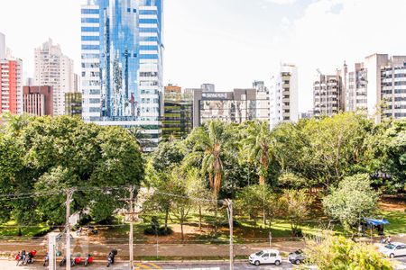 Vista Quarto 1 de apartamento para alugar com 2 quartos, 69m² em Cidade Monções, São Paulo