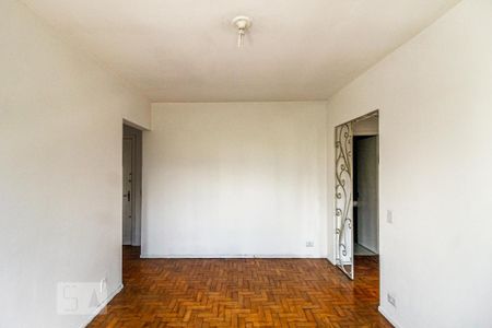 Sala de apartamento para alugar com 2 quartos, 69m² em Cidade Monções, São Paulo