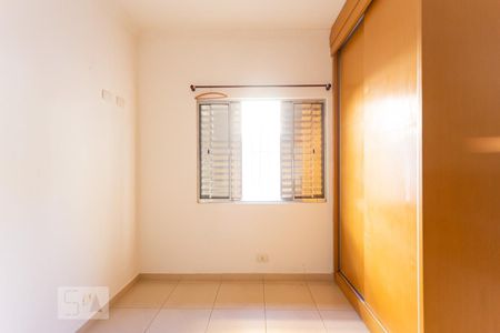 Casa à venda com 277m², 3 quartos e 8 vagas Casa à venda com 277m², 3 quartos e 8 vagasQuarto 2