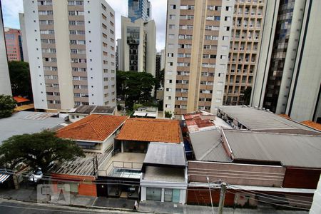 Vista de apartamento à venda com 2 quartos, 68m² em Cidade Monções, São Paulo