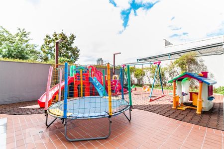 Apartamento à venda com 85m², 2 quartos e 2 vagasÁrea Comum - Playground